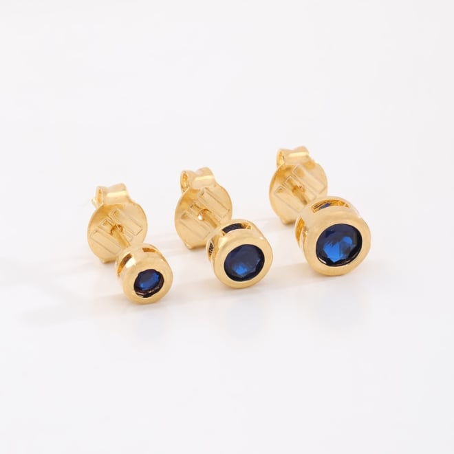 TBF-0043 TRIO DE BRINCOS BANHADOS A OURO 18K COM PEDRAS REDONDAS