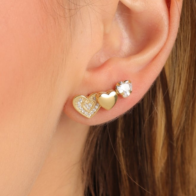 TBR-00043 KIT COM 3 PARES DE BRINCOS BANHADOS A OURO 18K COM DESIGN DE CORAÇÃO