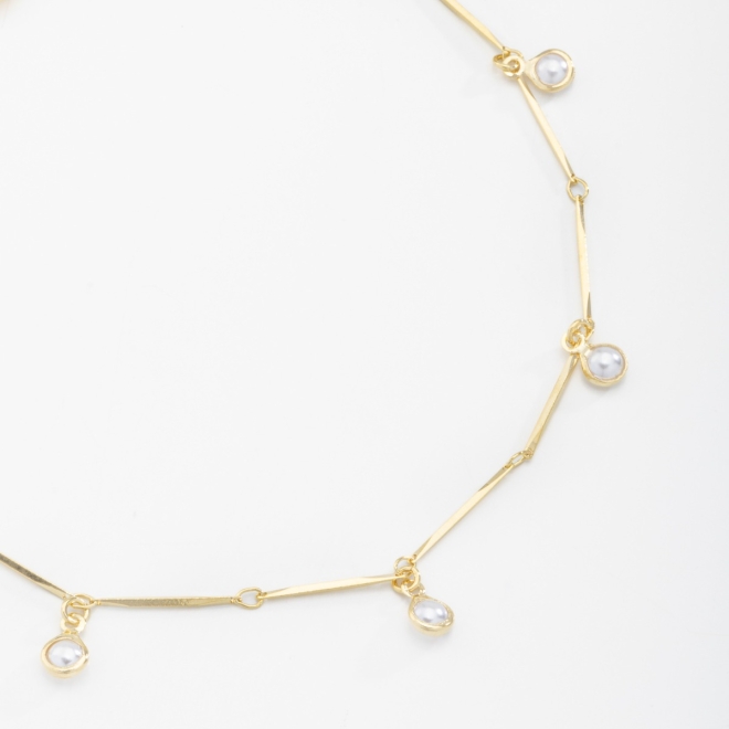 TN-00111 TORNOZELEIRA BANHADA A OURO 18K COM DETALHES EM PÉROLAS