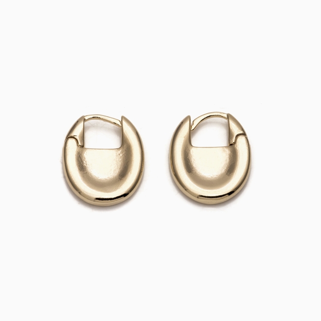 AC-0511 BRINCO BANHADO A OURO 18K ARGOLA LISA COM DESIGN OVAL