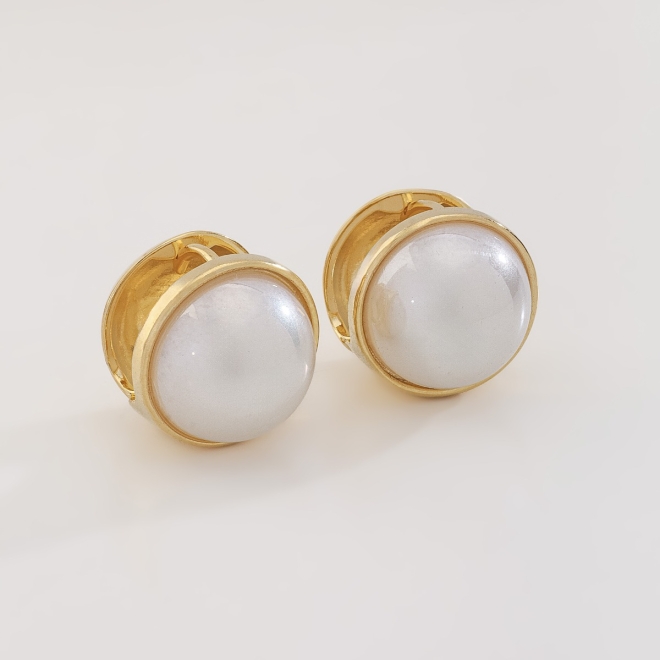 AC-0929 BRINCO BANHADO A OURO 18K COM PÉROLA