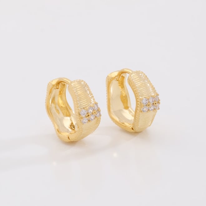 AC-1144-ARGOLA CLICK TEXTURIZADA COM ZIRCÔNIAS CRISTAL