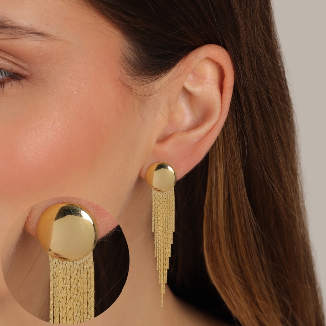 BR-00323 BRINCO BANHADO A OURO 18K COM BASE REDONDA POLIDA E FRANJAS