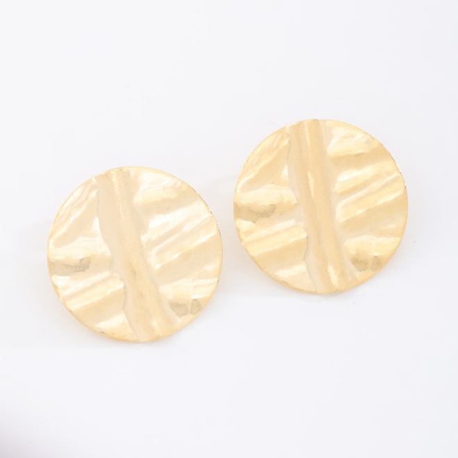 BR-00387 BRINCO BANHADO A OURO 18K COM DESIGN REDONDO E ACABAMENTO TEXTURIZADO