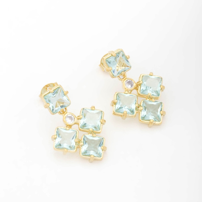 BR-00824 BRINCO BANHADO A OURO 18K LINHA LUXO COM PEDRAS EM FORMATO QUADRADO