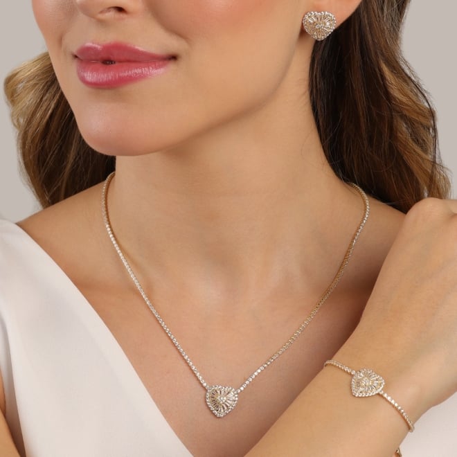 PX-0125 PULSEIRA BANHADA A OURO 18K COM CORRENTE CRAVEJADA EM ZIRCÔNIAS DE CORAÇÃO