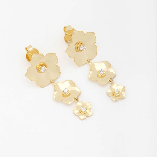BR-01557 BRINCO COM DESIGN DE FLORES E DETALHES EM ZIRCÔNIA