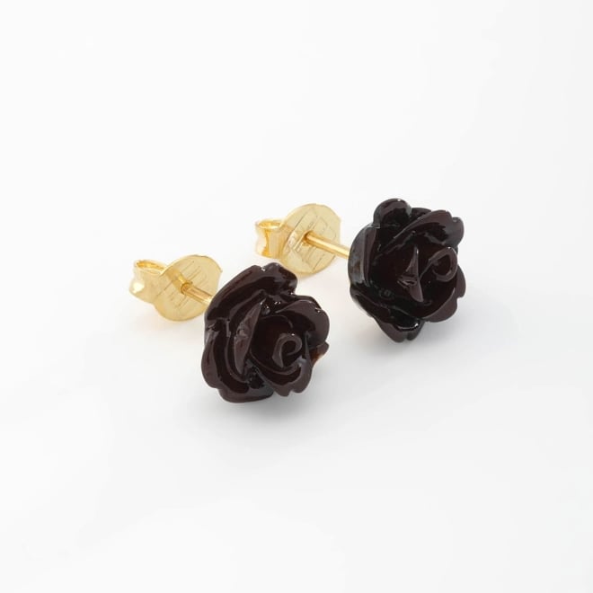 BR-01929 BRINCO BANHADO A OURO 18K COM FLOR EM FORMATO DE ROSA