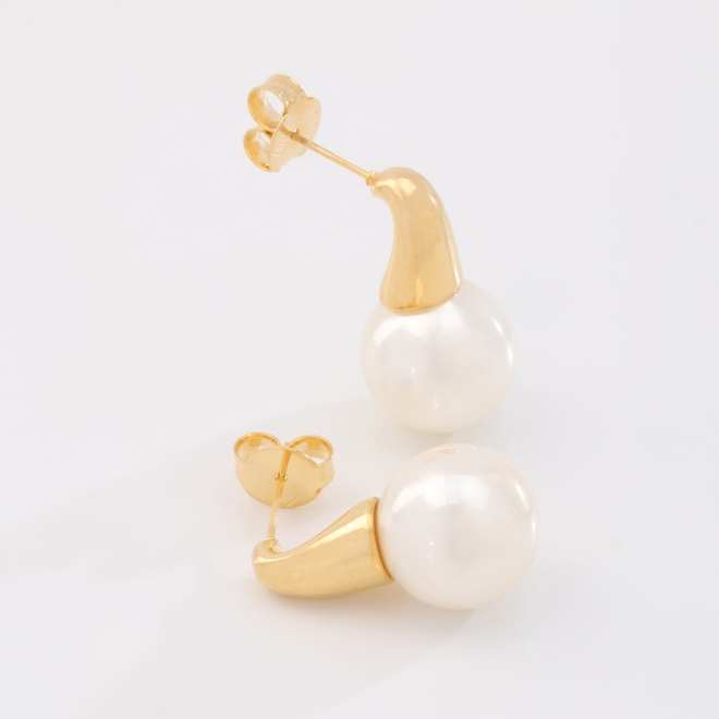 BR-02001 BRINCO BANHADO A OURO 18K COM PÉROLA SHELL