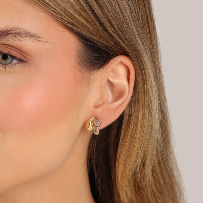 BR-02117 BRINCO BANHADO A OURO 18K COM DESIGN ORGÂNICO E GOTAS EM ZIRCÔNIAS