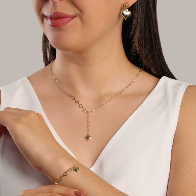 BR-02389 BRINCO BANHADO A OURO 18K COM ESFERA LISA E PINGENTE EM FORMATO DE CORAÇÃO