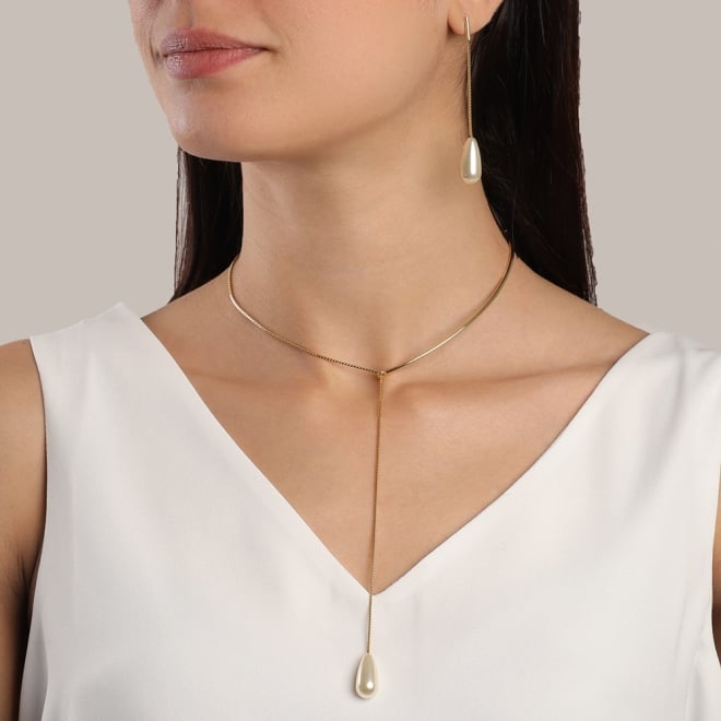BR-02574 BRINCO COM CORRENTE VENEZIANA E PÉROLA EM FORMATO DE GOTA