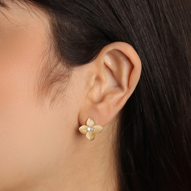 BR-02750 BRINCO DE FLOR COM DETALHES ACETINADOS E ZIRCONA