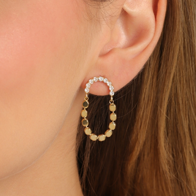 BR-02966 BRINCO BANHADO A OURO 18K COM ARGOLA EM ZIRCÔNIAS E PINGENTE OVAL COM ESFERAS