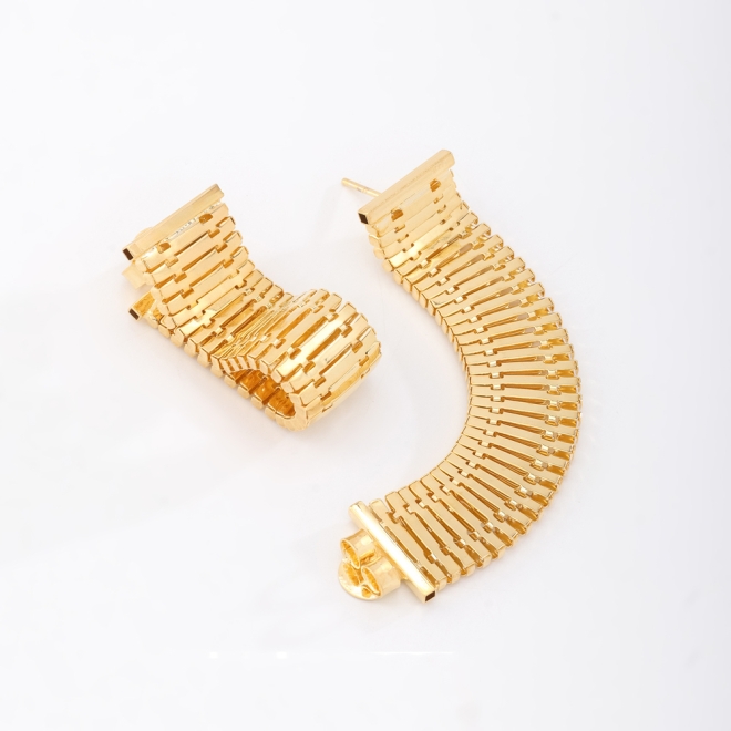 BX-0252 BRINCO BANHADO A OURO 18K COM DESIGN ARTICULADO EM FILEIRAS