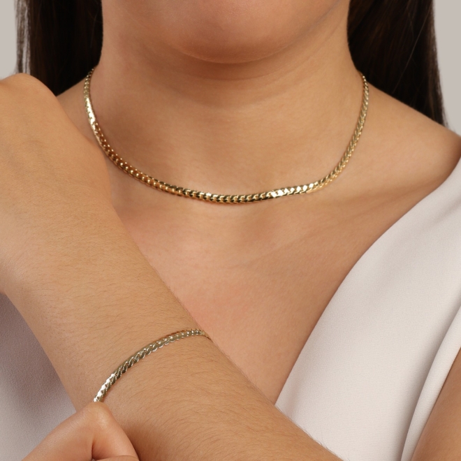 PU-00510 PULSEIRA BANHADA A OURO 18K COM CORRENTE EM ELOS ESTILO GRUMET COM ACABAMENTO POLIDO.