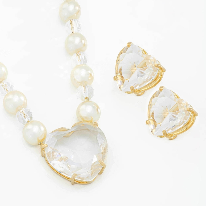 CJ-00230 CONJUNTO BANHADO A OURO 18K COM COLAR DE PÉROLAS E CRISTAIS