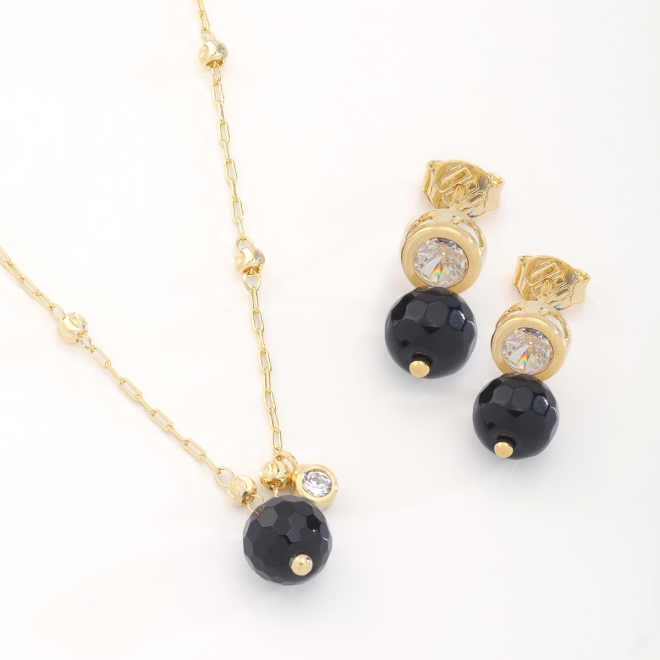CJ-00322 CONJUNTO COM PINGENTE DE ESFERA PRETA E DETALHE EM ZIRCÔNIA