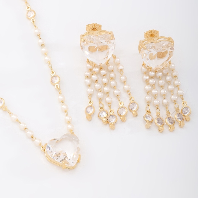 CJX-00029 CONJUNTO COM DETALHES EM PÉROLAS E ZIRCÔNIAS LAPIDADAS