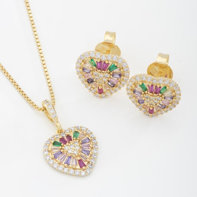 CJX-00053 CONJUNTO BANHADO A OURO 18K COM PINGENTE E BRINCOS EM FORMATO DE CORAÇÃO