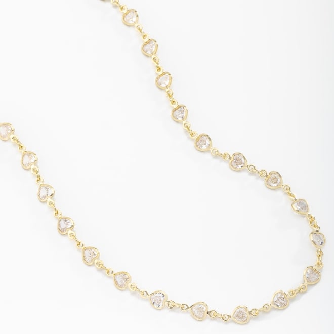CX-0014 CHOKER BANHADA A OURO 18K COM CORRENTE DELICADA E PINGENTES DE CORAÇÃO COM ZIRCÔNIAS.