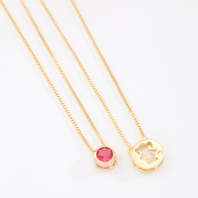 ES-0008 ESCAPULÁRIO BANHADO A OURO 18K COM PINGENTE DE MENINA E PONTO DE LUZ