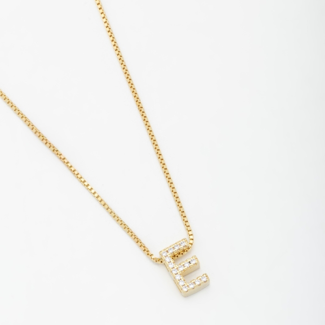 GR-00729 COLAR LETRA COM MICRO ZIRCÔNIA 