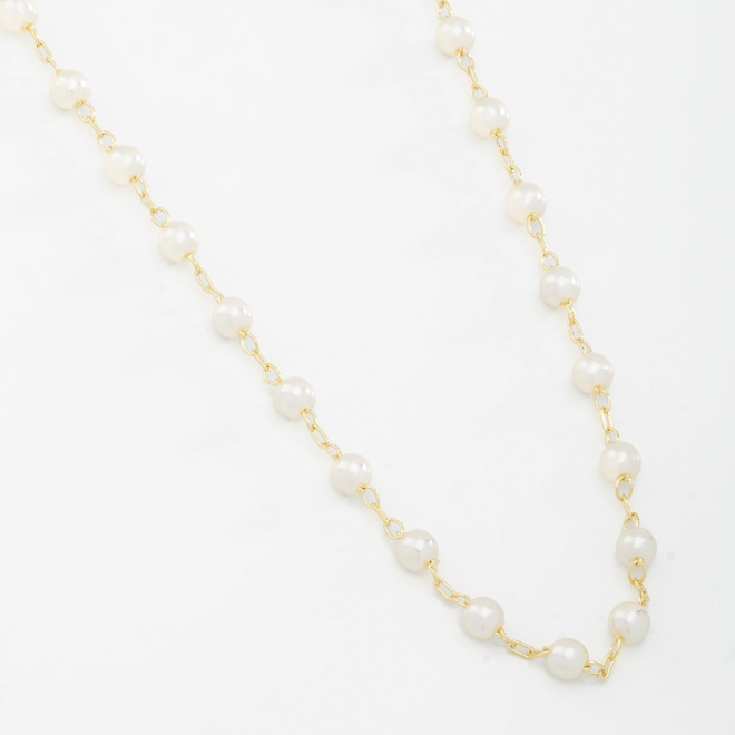 GR-00935 COLAR BANHADO A OURO 18K COM PÉROLAS INTERCALADAS EM CORRENTE DELICADA,