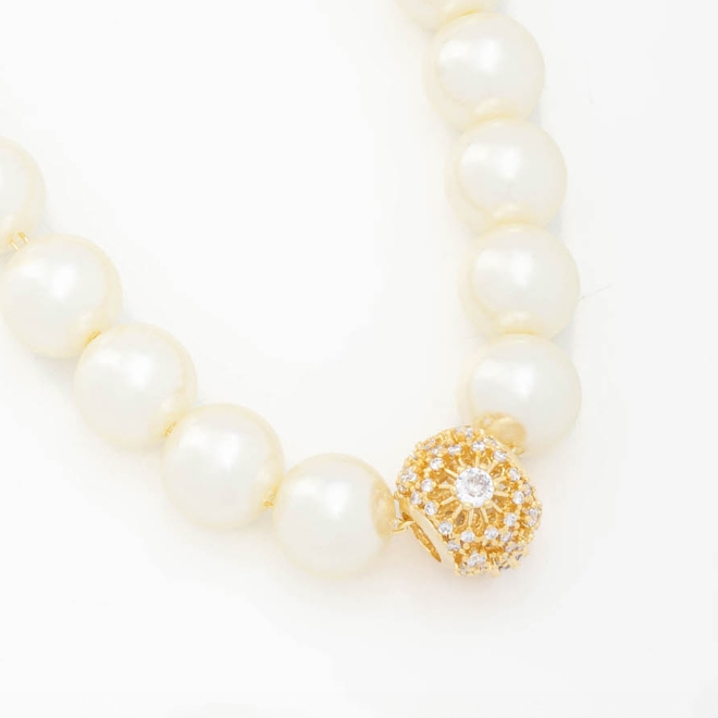 GR-01458 COLAR BANHADO A OURO 18K COM PÉROLAS E PINGENTE CENTRAL EM ZIRCÔNIAS