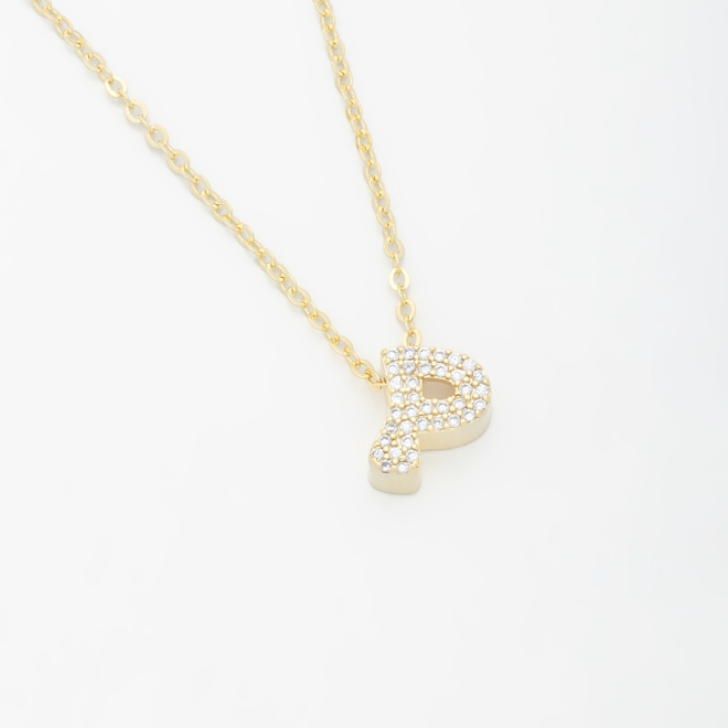 GR-01740 COLAR BANHADO A OURO 18K COM PINGENTE DE LETRA CRAVEJADO EM ZIRCÔNIAS