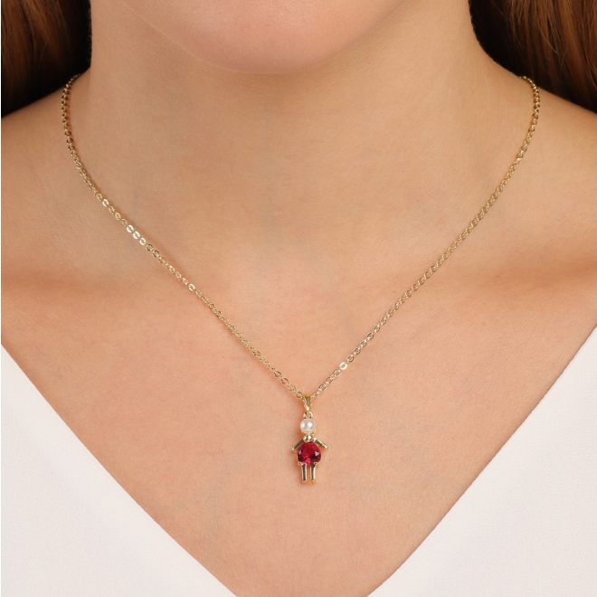 GR-01743 COLAR BANHADO A OURO 18K COM PINGENTE DE MENINA COM DETALHE EM ZIRCÔNIA E PÉROLA