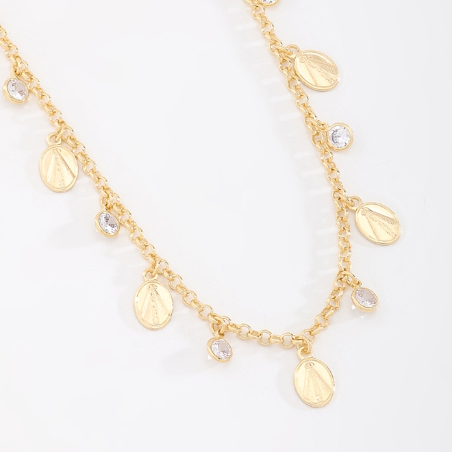 GR-01831 GARGANTILHA BANHADA A OURO 18K COM PINGENTES DE NOSSA SENHORA E DETALHES CRAVEJADOS EM ZIRCÔNIAS