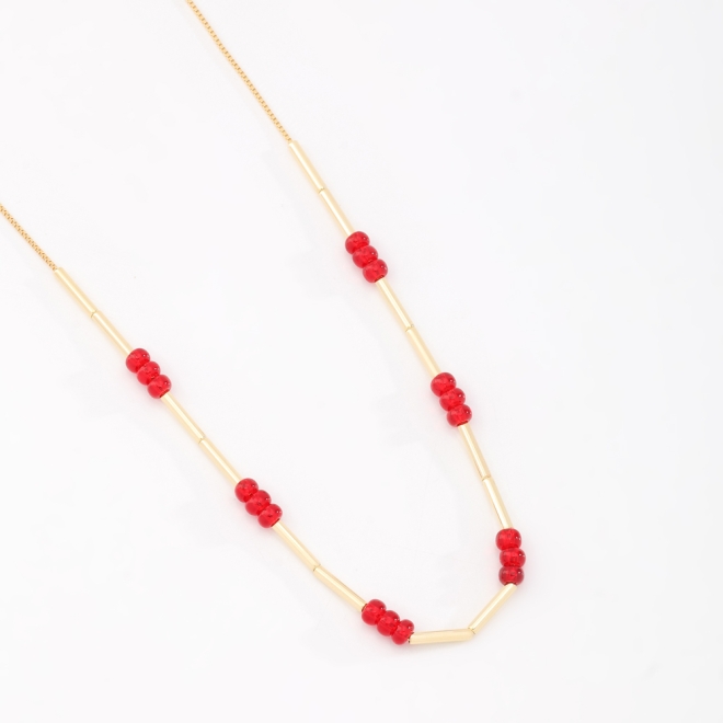 GR-02151 COLAR COM DETALHES EM TUBOS LISOS E MIÇANGAS COLORIDAS