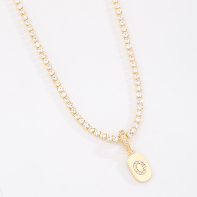 GR-02317 GARGANTILHA BANHADA A OURO 18K RIVIERA COM PINGENTE DE LETRA