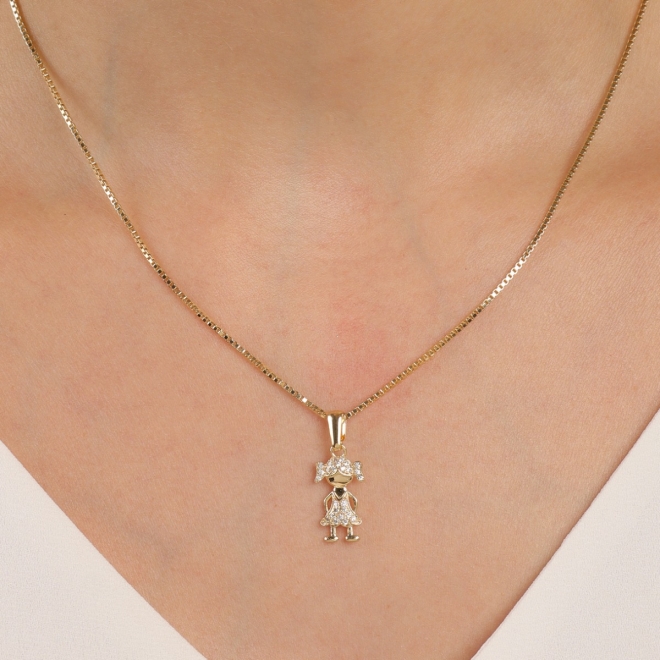 GR-02385 GARGANTILHA BANHADA A OURO 18K COM PINGENTE DE MENINA