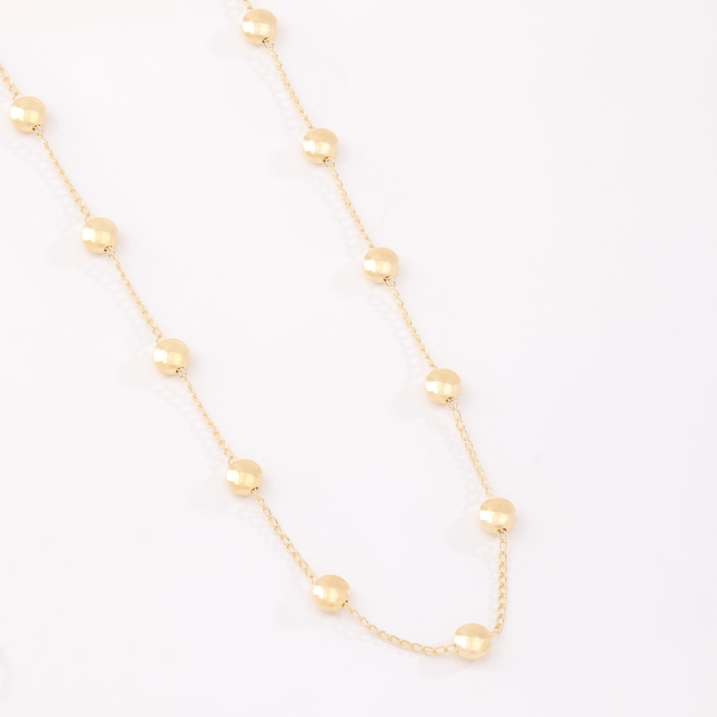 GR-03028 COLAR LONGO BANHADO A OURO 18K COM ESFERAS POLIDAS DISTRIBUÍDAS AO LONGO DA CORRENTE