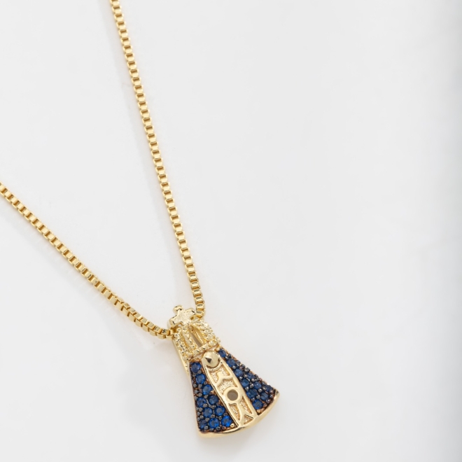 GRN-01101 COLAR BANHADO A OURO 18K COM PINGENTE DE N. S. APARECIDA CRAVEJADO