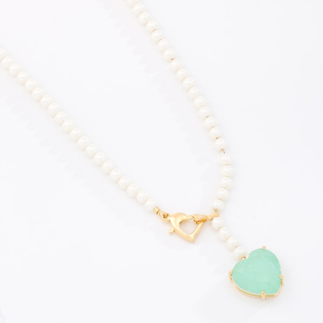 GX-0032 COLAR BANHADO A OURO 18K COM PÉROLAS E PINGENTE DE CORAÇÃO