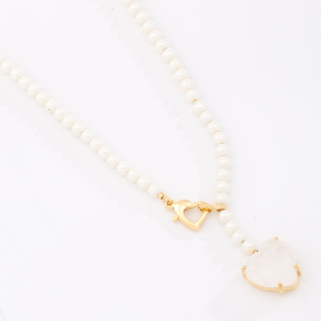 GX-0032 COLAR BANHADO A OURO 18K COM PÉROLAS E PINGENTE DE CORAÇÃO