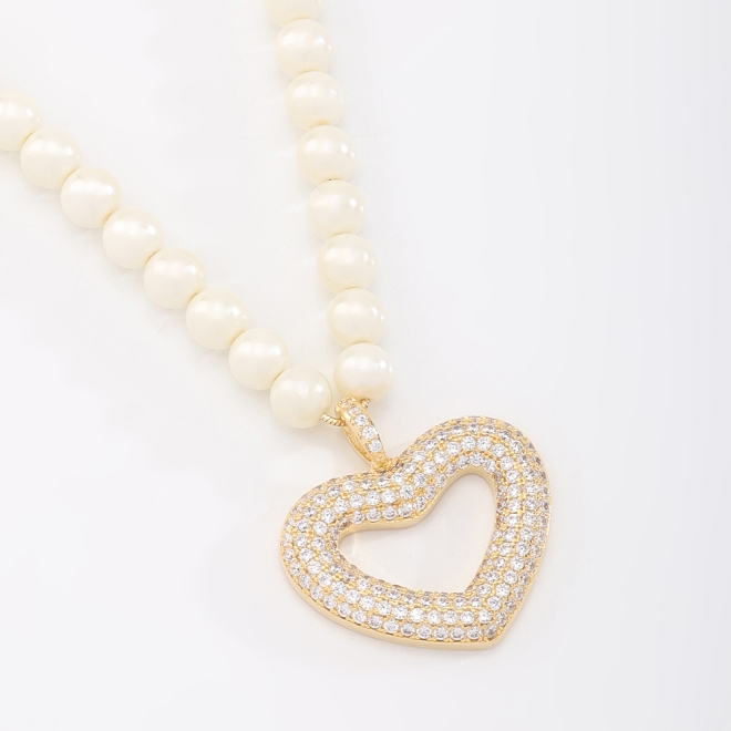 GX-0303 COLAR BANHADO A OURO 18K COM PÉROLAS E PINGENTE DE CORAÇÃO 