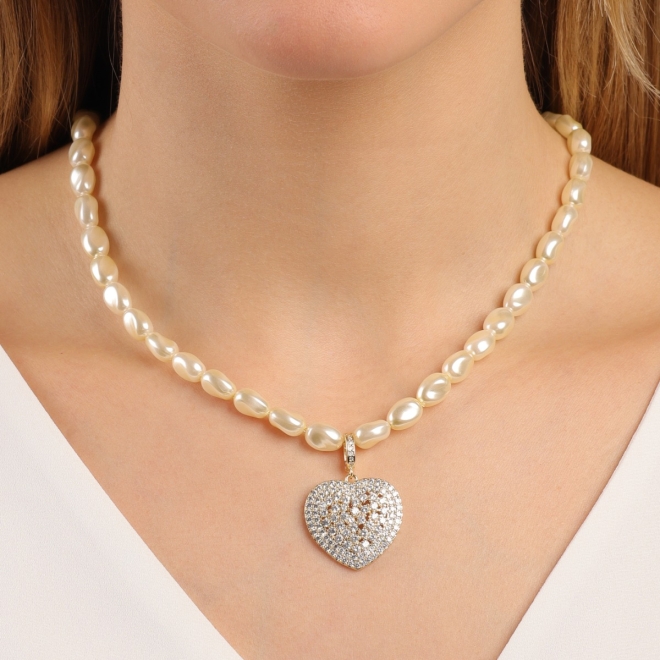 GX-0362 COLAR BANHADO A OURO 18K COM PÉROLAS E PINGENTE EM CORAÇÃO CRAVEJADO