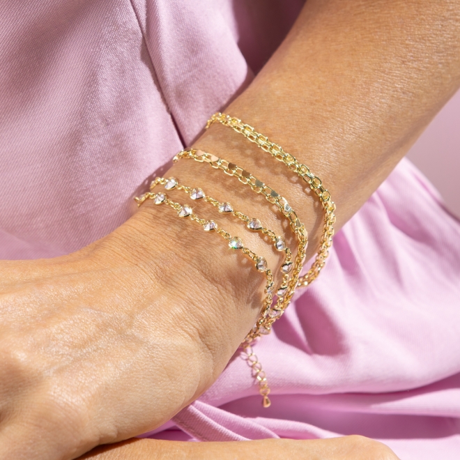 PX-0056 PULSEIRA BANHADA A OURO 18K COM PINGENTES DE CORAÇÃO COM ZIRCÔNIAS