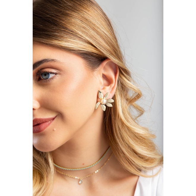 CH-0245 CHOKER DUPLA COM UM FIO DE MICRO ZIRCÔNIAS E PINGENTE EM FORMA DE GOTA