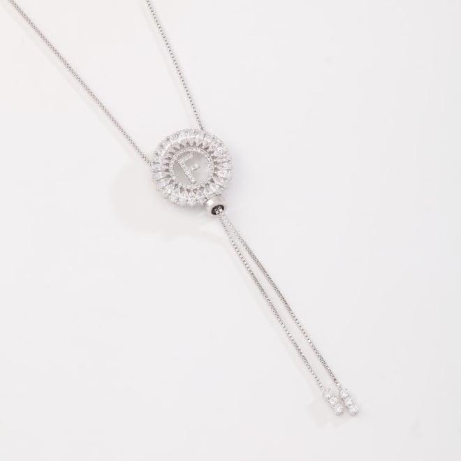 OUTGB-2517 COLAR AJUSTÁVEL FOLHEADO A RÓDIO BRANCO COM LETRA CRAVEJADA EM ZIRCÔNIAS E DETALHE EM GOTA