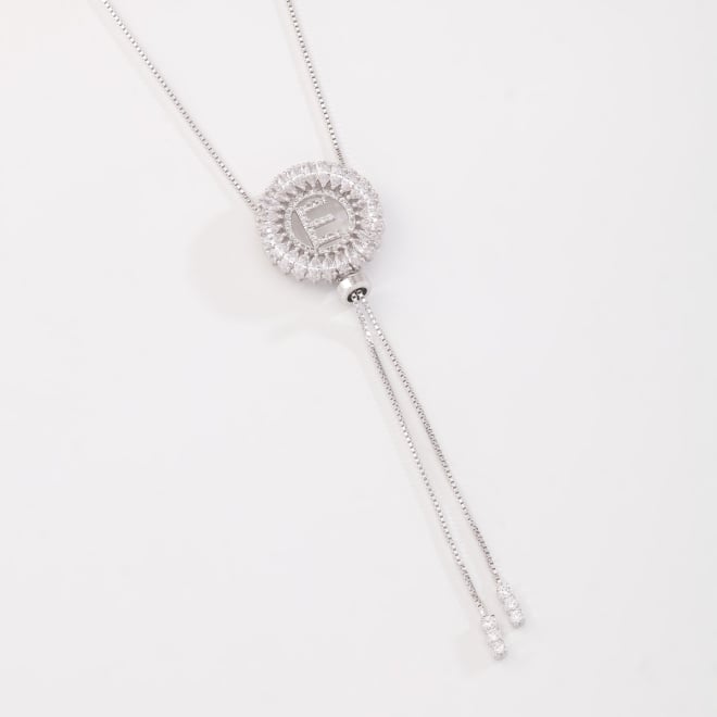 OUTGB-2517 COLAR AJUSTÁVEL FOLHEADO A RÓDIO BRANCO COM LETRA CRAVEJADA EM ZIRCÔNIAS E DETALHE EM GOTA