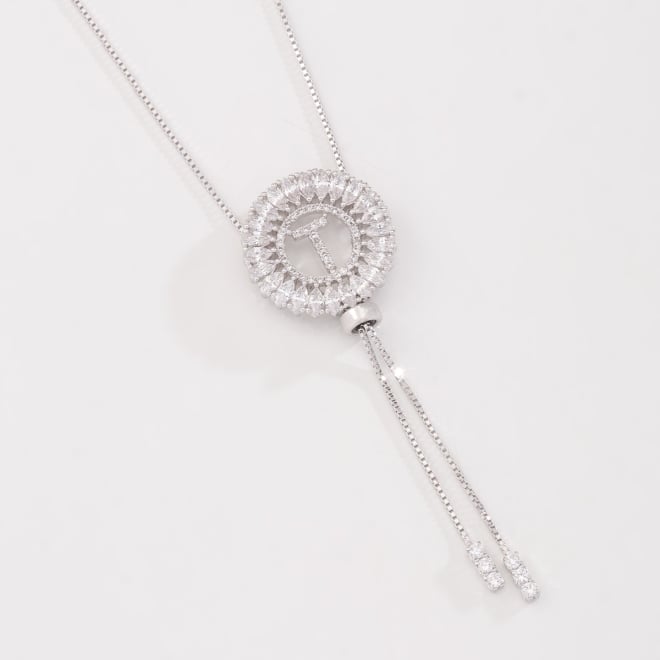 OUTGB-2517 COLAR AJUSTÁVEL FOLHEADO A RÓDIO BRANCO COM LETRA CRAVEJADA EM ZIRCÔNIAS E DETALHE EM GOTA