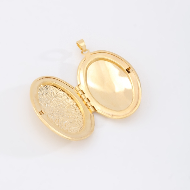 PG-00171 PINGENTE MEDALHÃO COM DESIGN OVAL E DETALHES DE FLOR