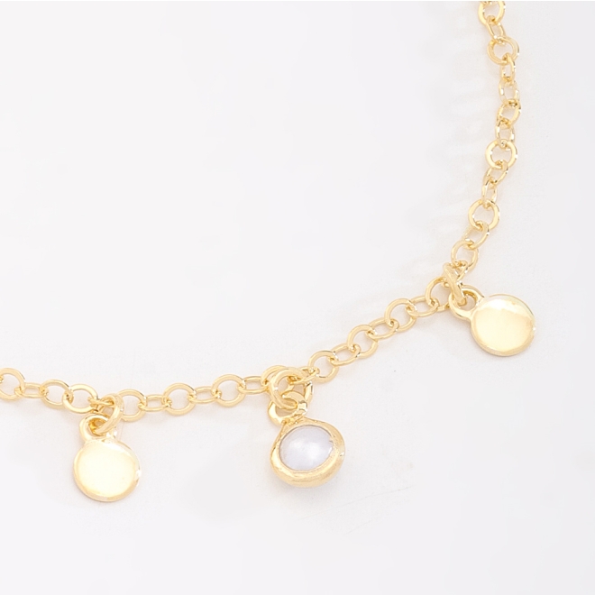 PI-00095 PULSEIRA INFANTIL COM PINGENTES LISOS E DETALHE DE PÉROLA