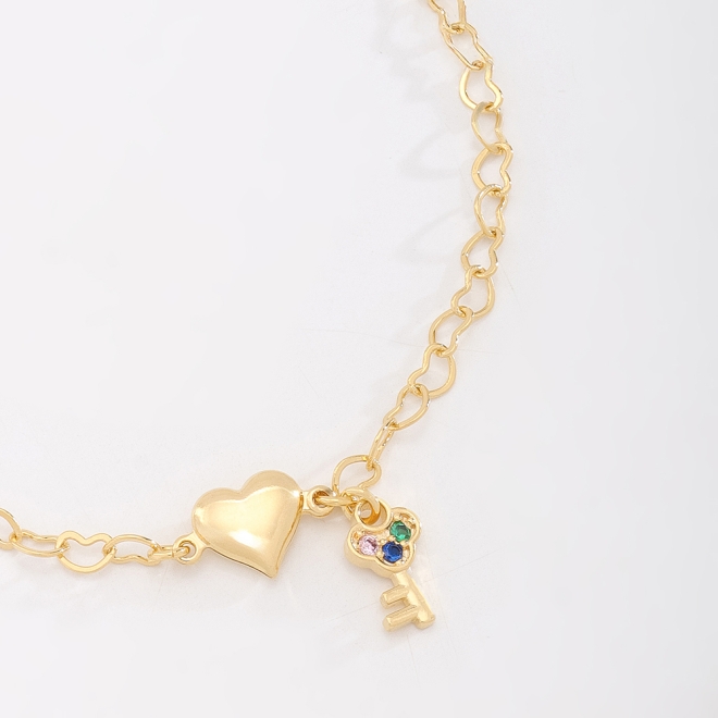 PU-00298 PULSEIRA BANHADA A OURO 18K COM CORRENTE EM ELOS DE CORAÇÃO, PINGENTE DE CORAÇÃO