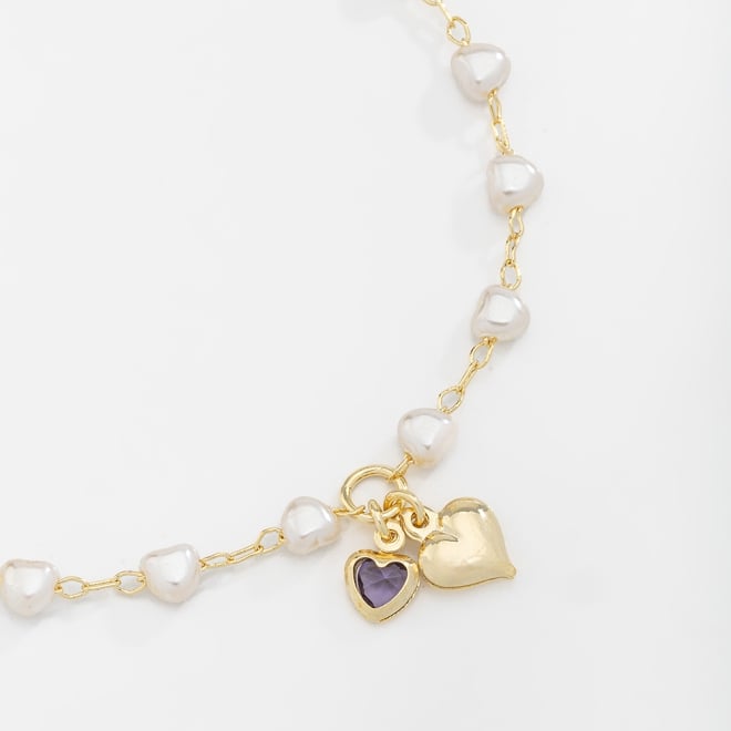 PU-00346 PULSEIRA COM PÉROLAS EM CORAÇÃO E PINGENTES DE CORAÇÃO 